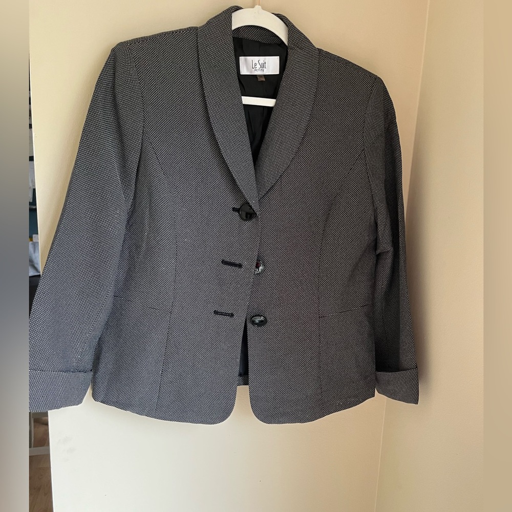 Le suit Blazer & skirt set